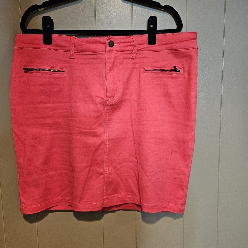Larry Levine Stretch Skirt Women’s Size 12, Hot Pink, Stretch